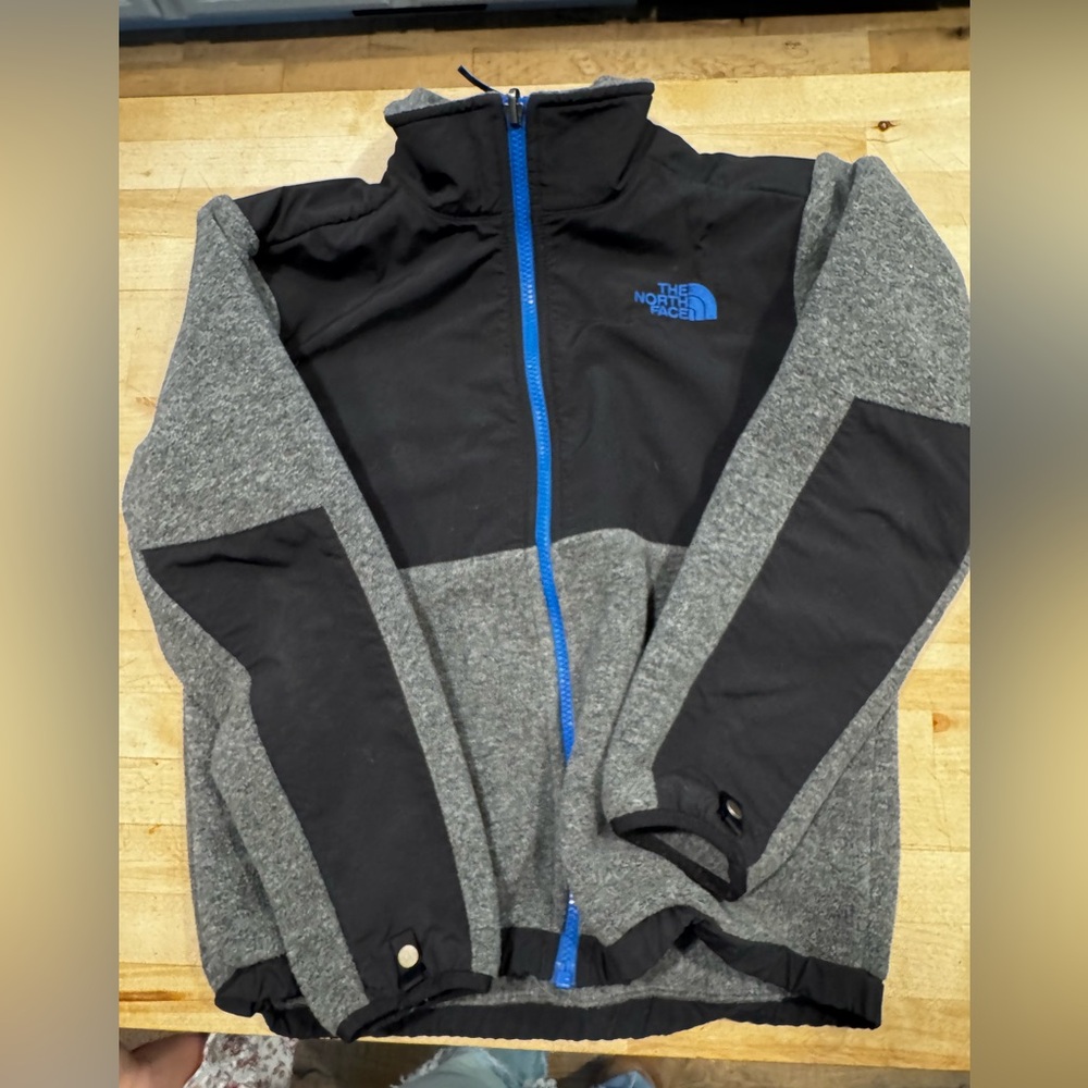 The North Face Boys' Charcoal Jacket
